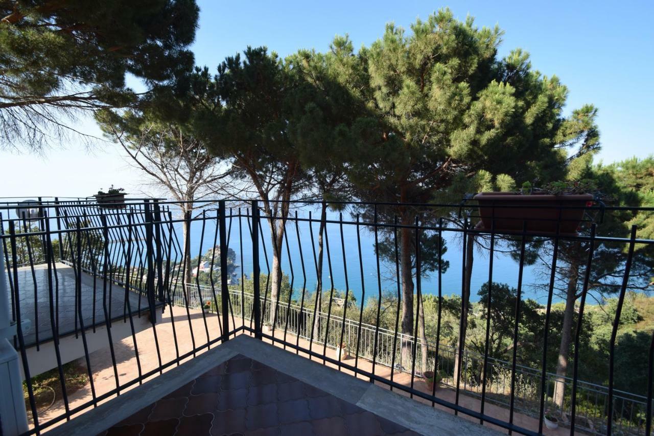 Alba Tra I Pini Bed and breakfast